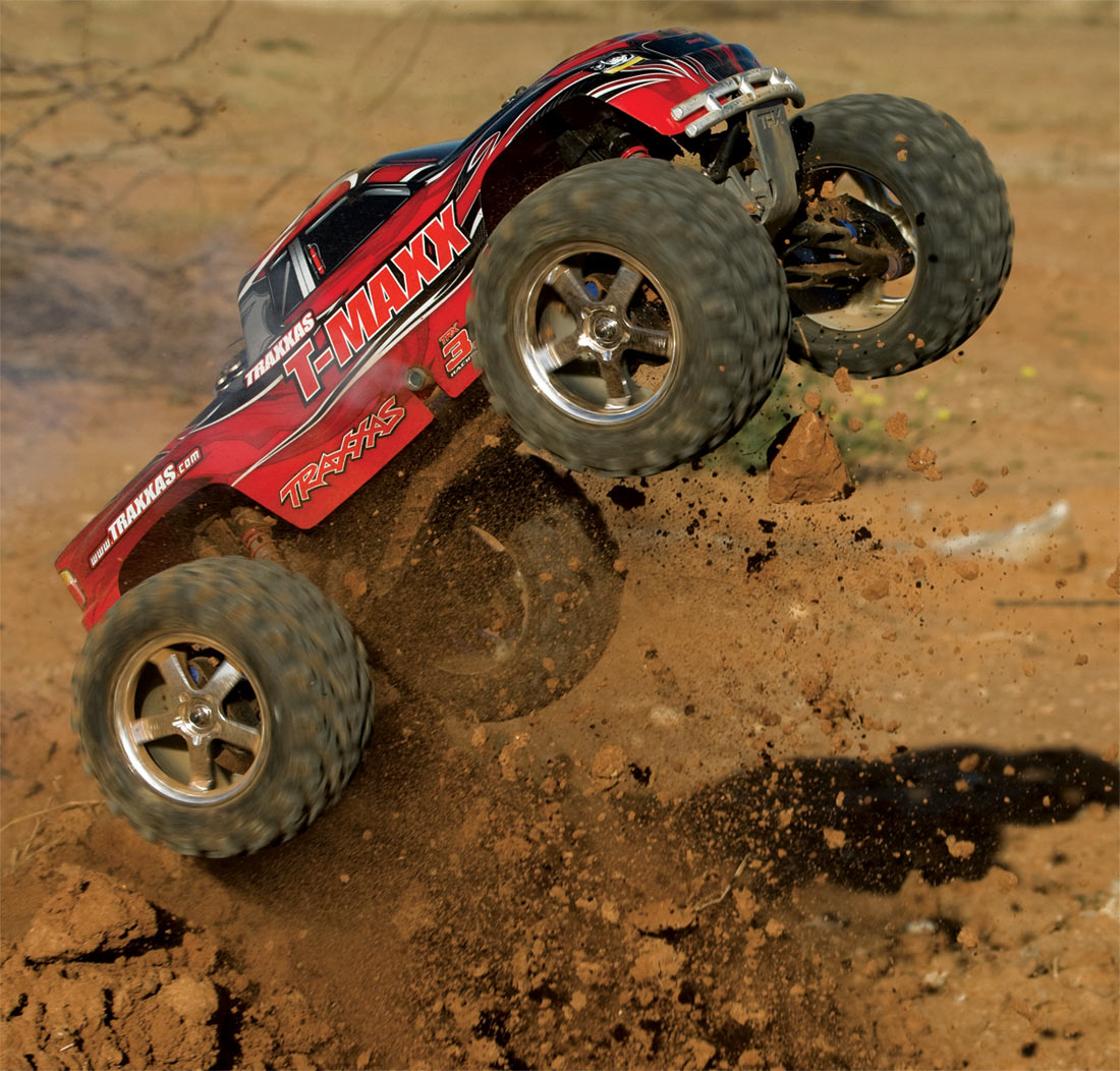 Traxxas 49077-3-Red T-Maxx 3.3 Rtr W/2.4Ghz Radio
