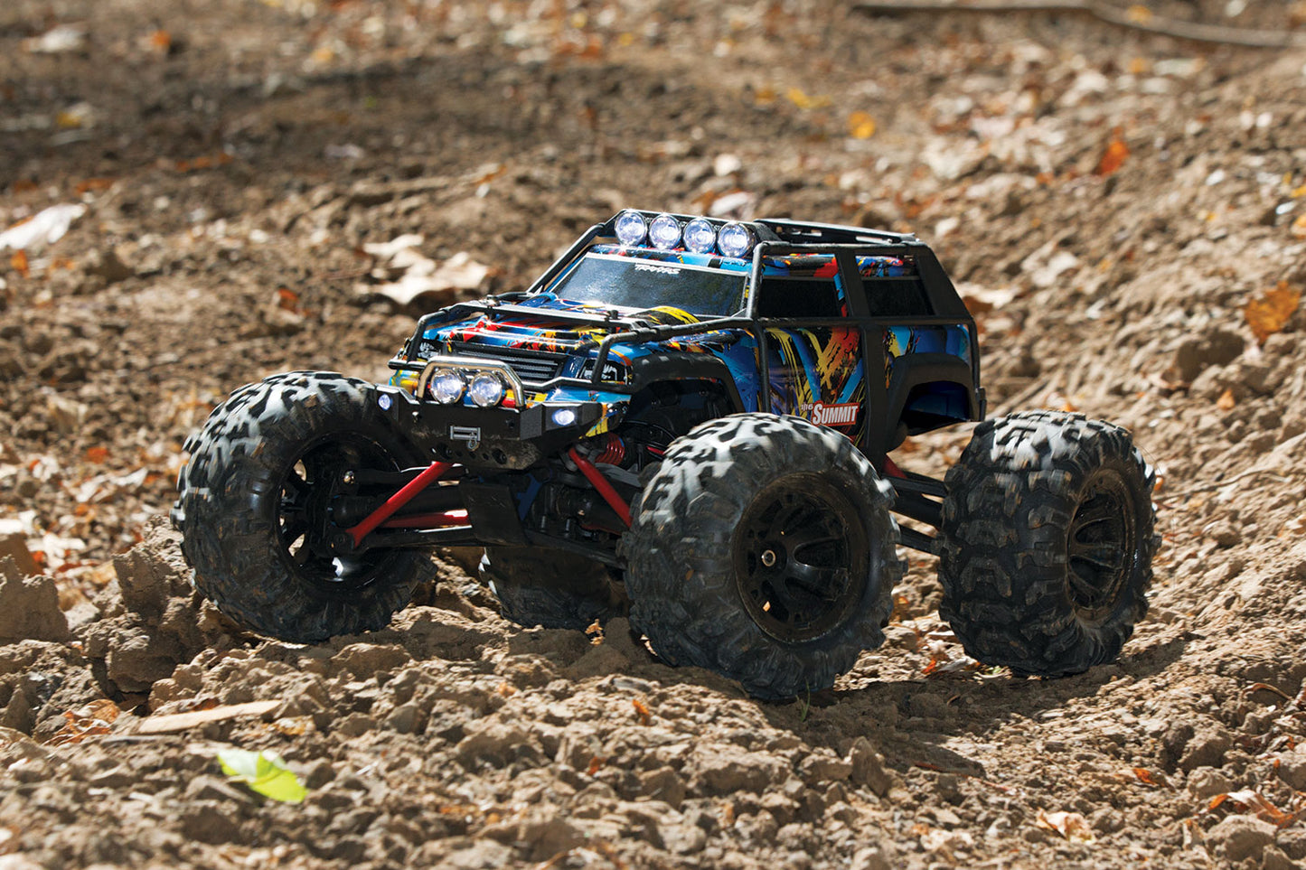 Traxxas 72054-5-Rnr 1/16 Summit With Ac Charger